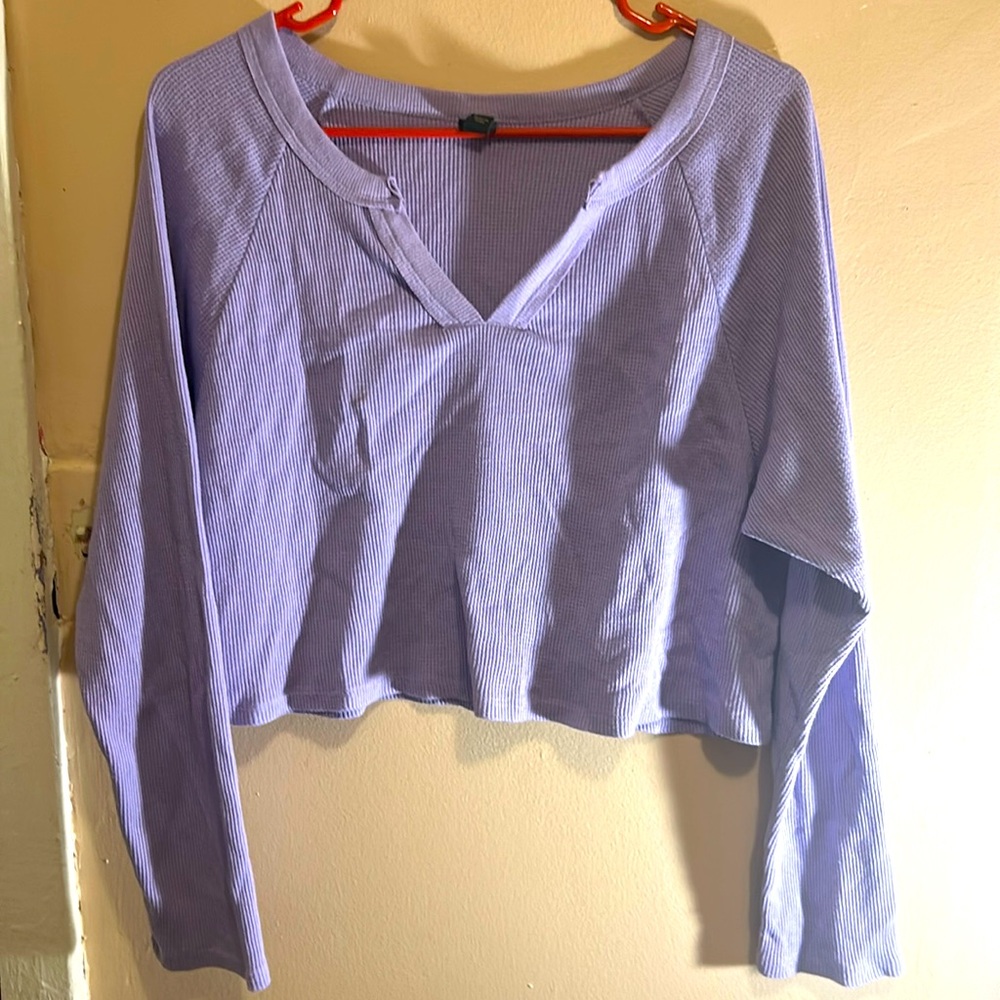 Purple top - Picture 2 of 3